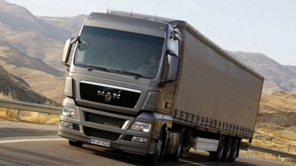 Justiţia belgiană pune sechestru pe camioanele unei companii ce ar fi folosit ilegal şoferi români lucrători detaşaţi