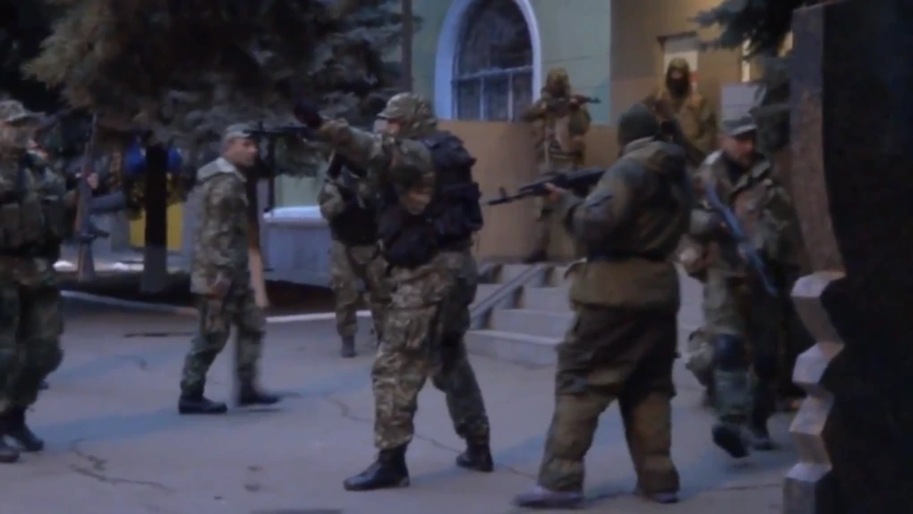 Ucraina: Miliţiile separatiste numără 15-20.000 de combatanţi, jumătate veniţi din Rusia - oficial de la Kiev