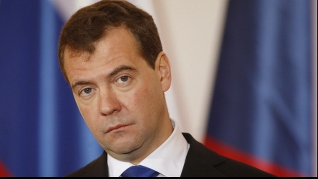 Medvedev speră că autorităţile de la Kiev vor reuşi să evite o escladare a conflictului din estul Ucrainei