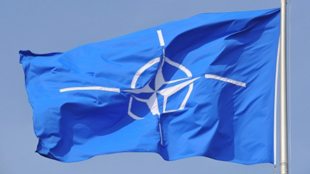 NATO, 'preocupată' de 'ameninţările' ruse la adresa Ucrainei
