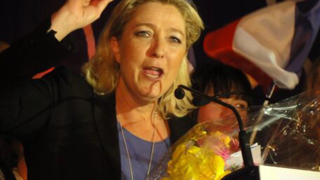 Marine Le Pen crede că politica Angelei Merkel va duce la explozia Uniunii Europene
