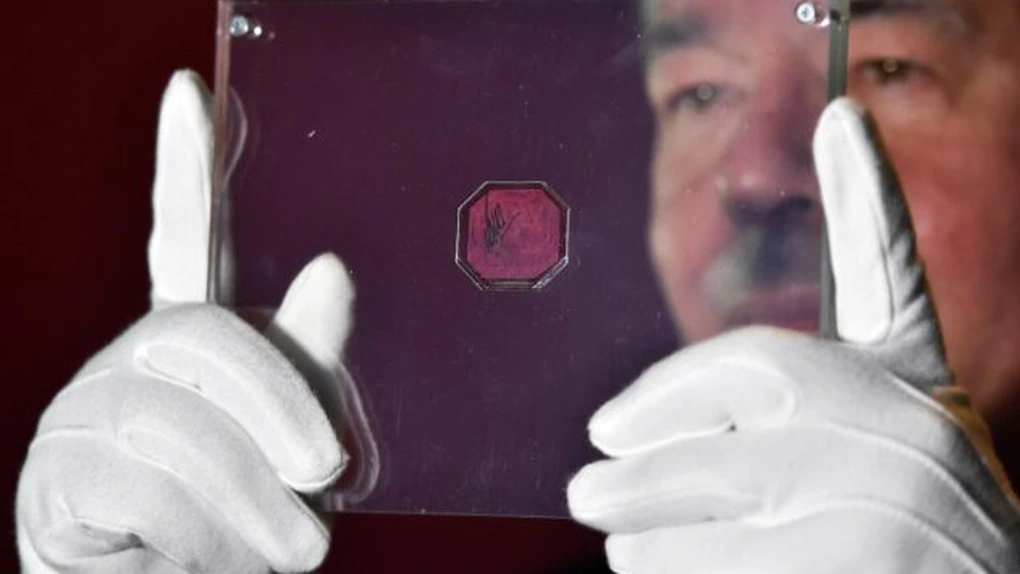 Record mondial: 9,5 milioane de dolari, record mondial înregistrat la vânzarea unui timbru, în SUA