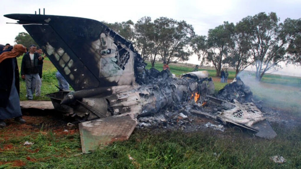 Un avion militar s-a prăbuşit la Benghazi