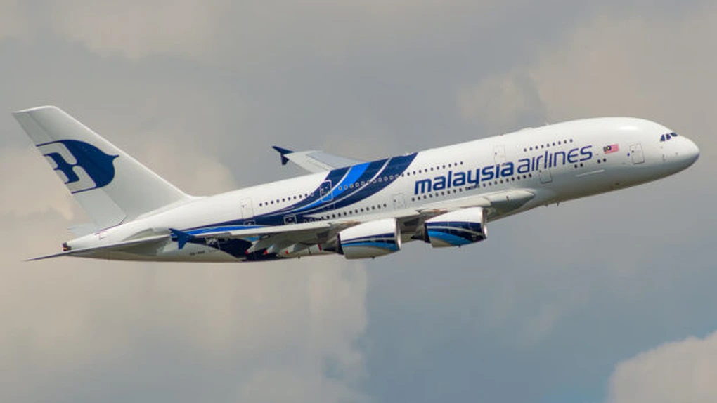 Malaysia Airlines va concedia o treime din personal