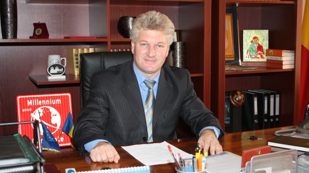 Primarul din Calafat, Mircea Guţă, trimis în judecată pentru luare de mită