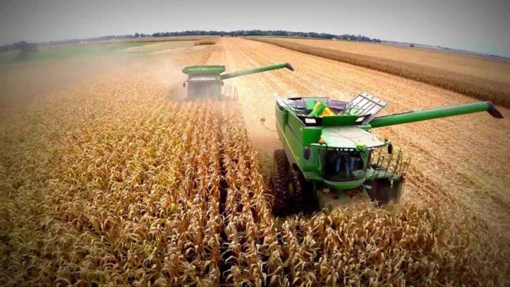 Recoltele mari de porumb şi soia dau bătăi de cap fermierilor americani
