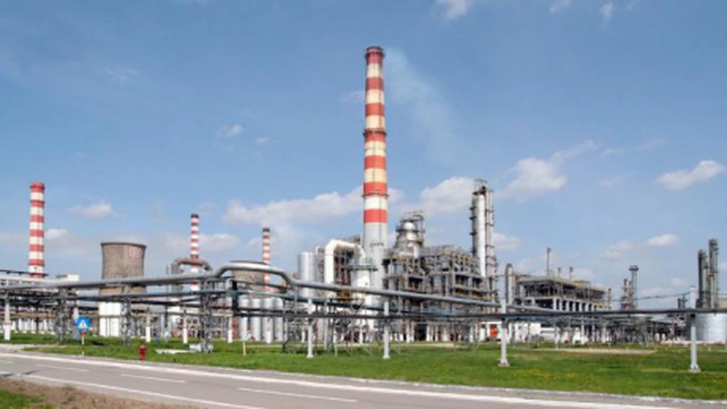 Percheziţii la rafinăria Petrotel Ploieşti. Suspiciuni de evaziune fiscală de 230 de milioane de euro
