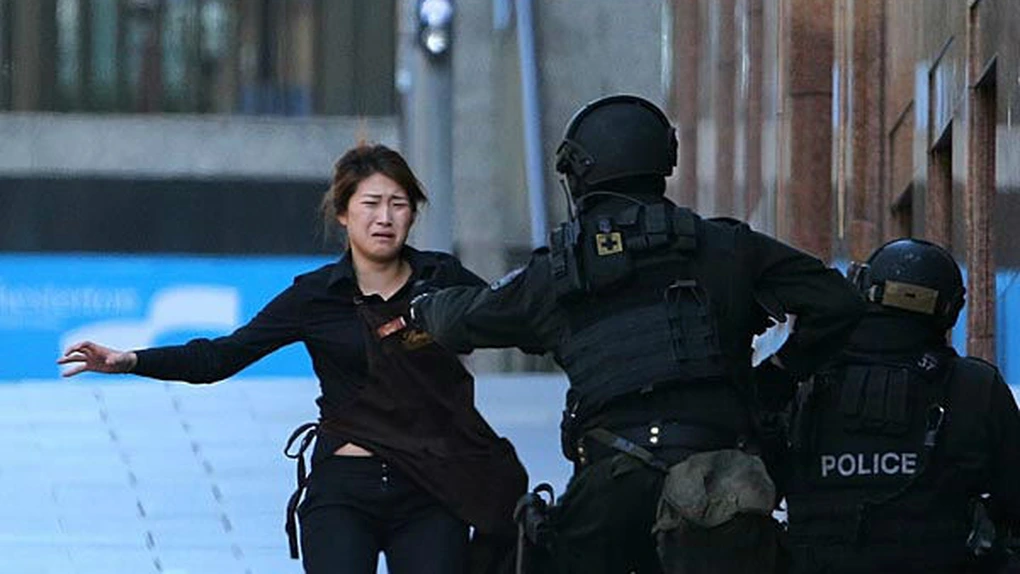 Luarea de ostatici de la Sydney: Teroristul şi doi ostatici au fost ucişi în urma intervenţiei poliţiei