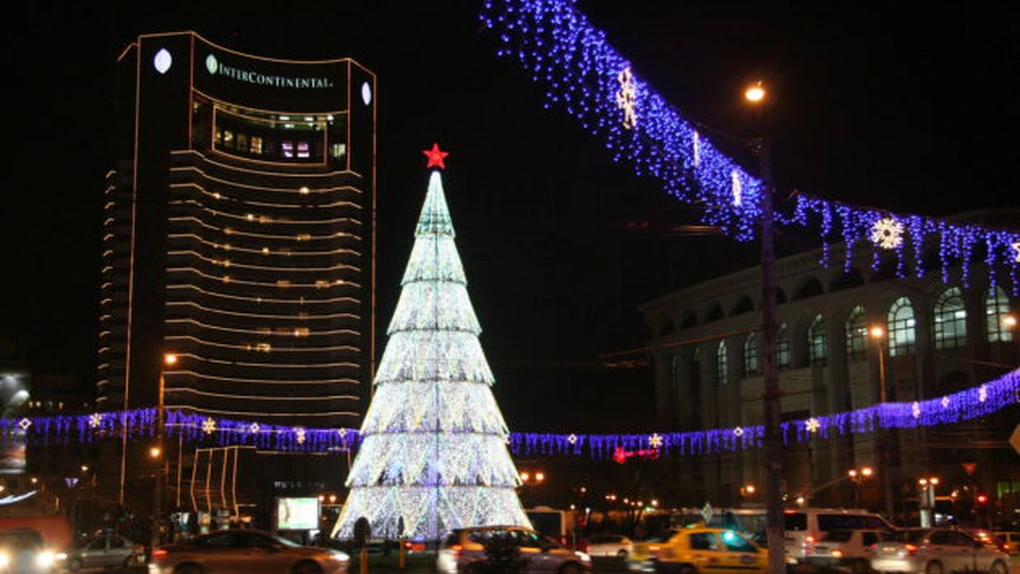 Nicuşor Dan: Iluminatul festiv din Bucureşti va fi acelaşi de anul trecut. Contractul este semnat pe 3 ani şi expiră în acest sezon