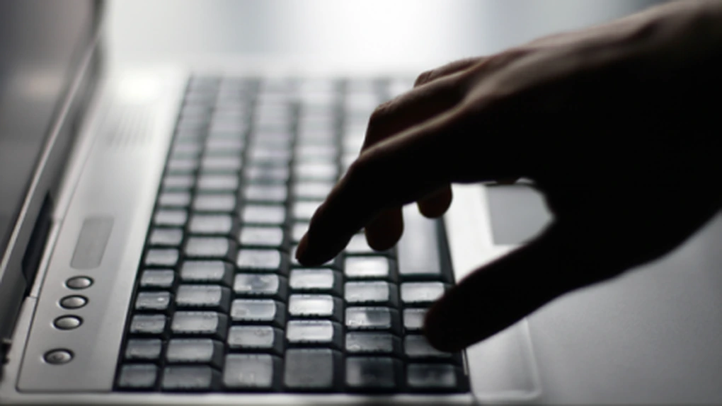 Atacurile cibernetice se vor înmulţi în 2015, atrag atenţia experţii în securitate informatică