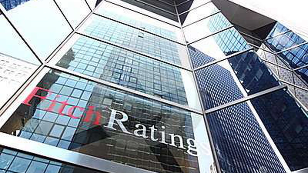 Fitch: Ratingurile Bank Austria, Erste şi Raiffeisen Bank International ar putea fi retrogradate cu două-trei trepte
