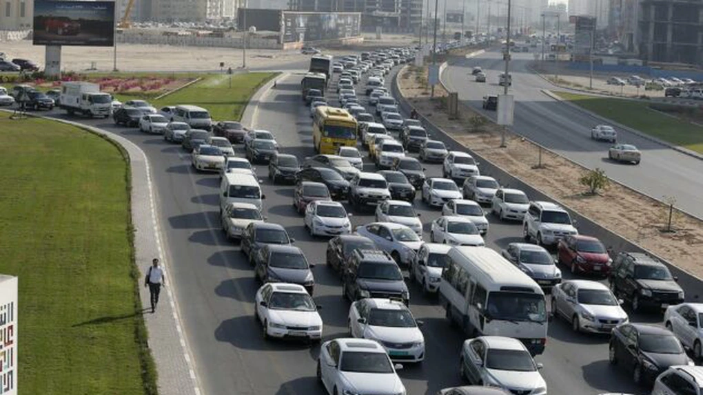Dubaiul devansează New York-ul şi Londra la numărul de vehicule pe cap de locuitor