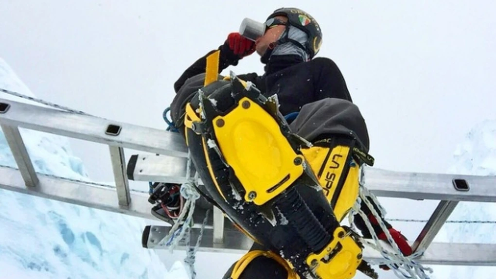 Un director de la Google, mort în avalanşa de pe Everest