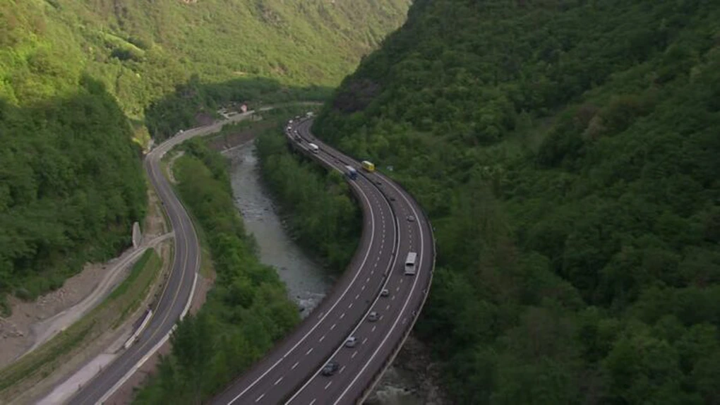 Primii kilometri din autostrada Comarnic-Braşov ar putea avea constructor până la 15 septembrie