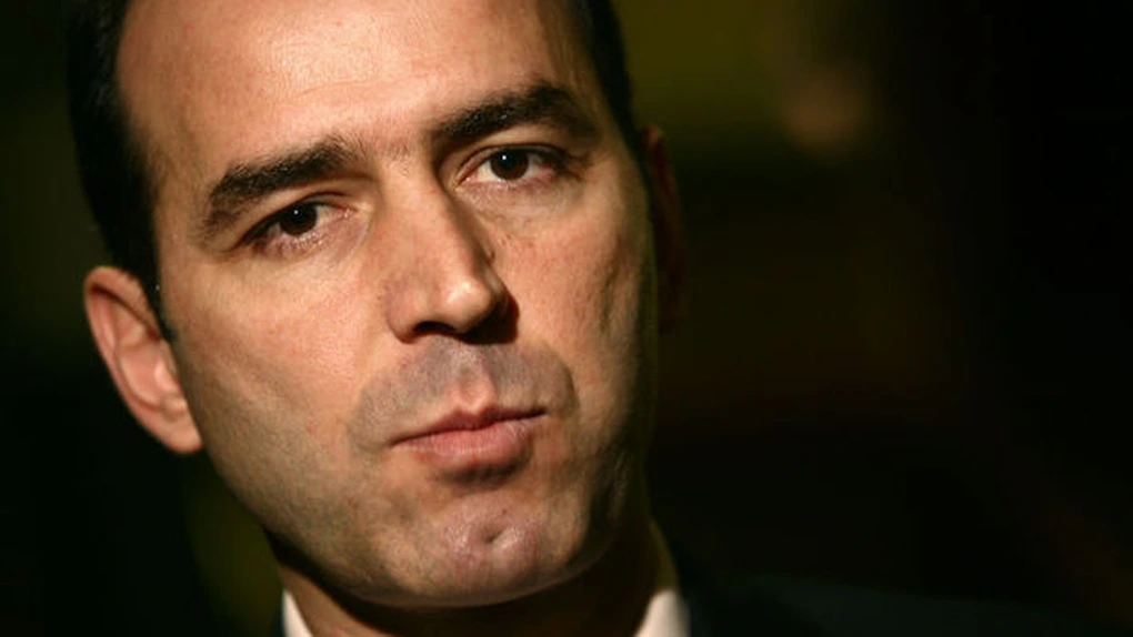 Bulgaria: Guvernatorul Băncii Centrale demisionează şi solicită numirea urgentă a unui succesor