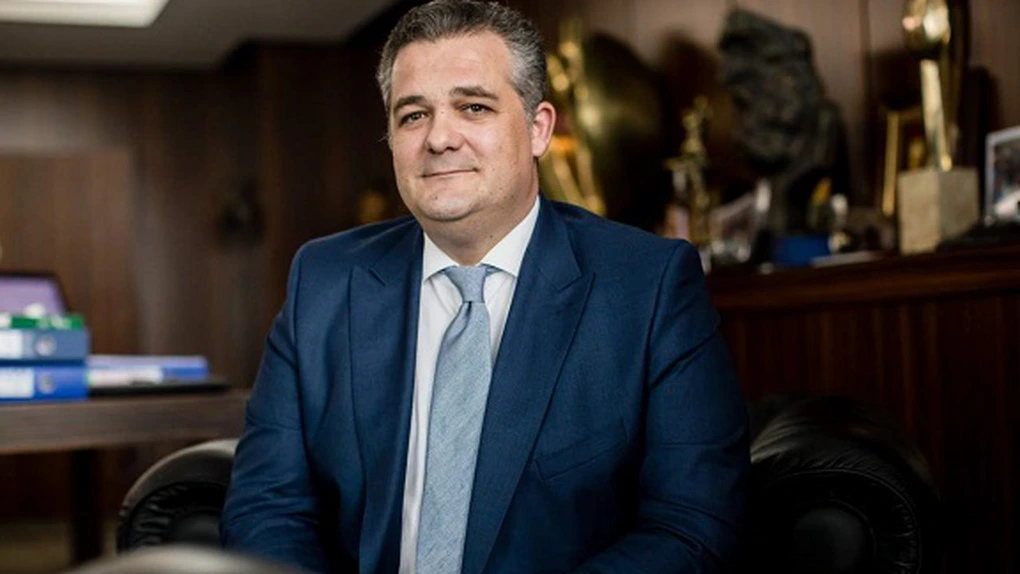 Ioannis Papalekas iese din consiliul de administraţie al Globalworth, companie fondată de el însuşi