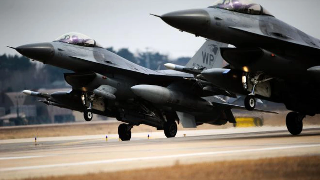 Primele avioane F16 vor intra în dotarea armatei române în luna septembrie