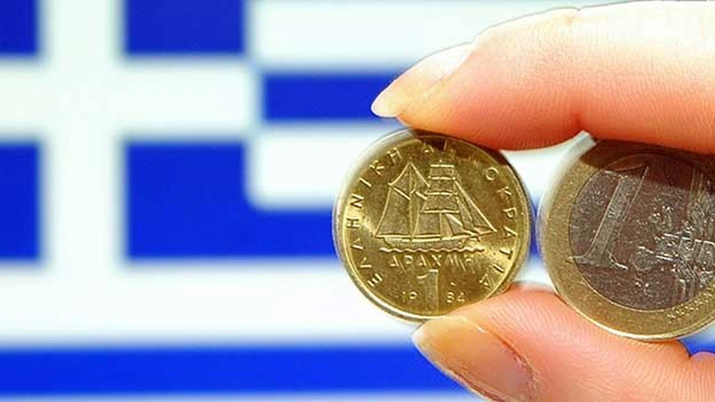 Companiile greceşti au început să plătească salariile în cash