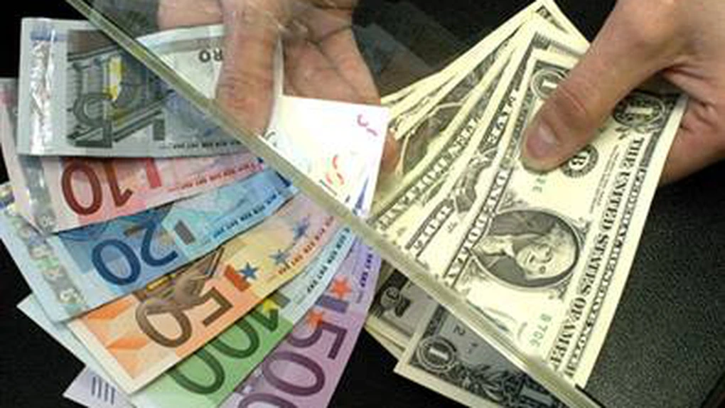 Euro a trecut pragul de 1,17 dolari pentru prima dată de la începutul anului