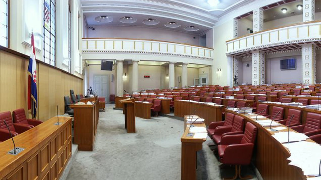 Croaţia: Parlamentul a fost dizolvat în vederea alegerilor legislative