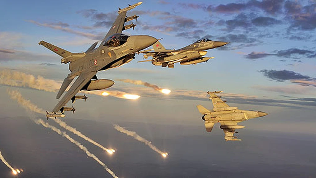 Aviaţia şi artileria turcă au bombardat poziţii în nordul Siriei - surse