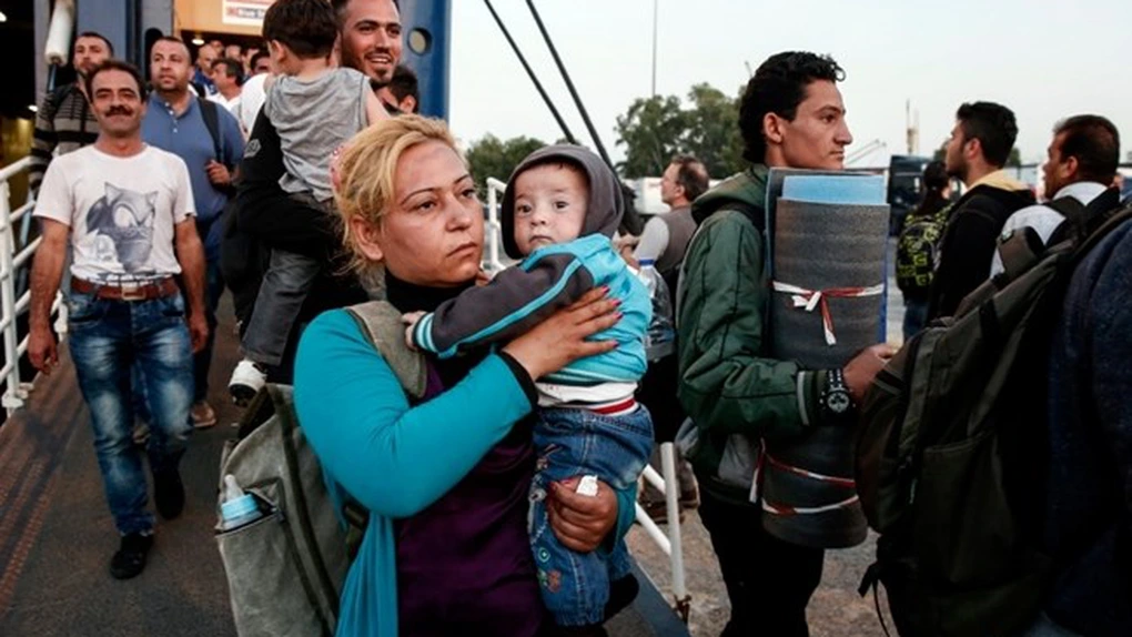 Criza migranţilor: Grecia promite un prim centru de triere la Lesbos până în zece zile