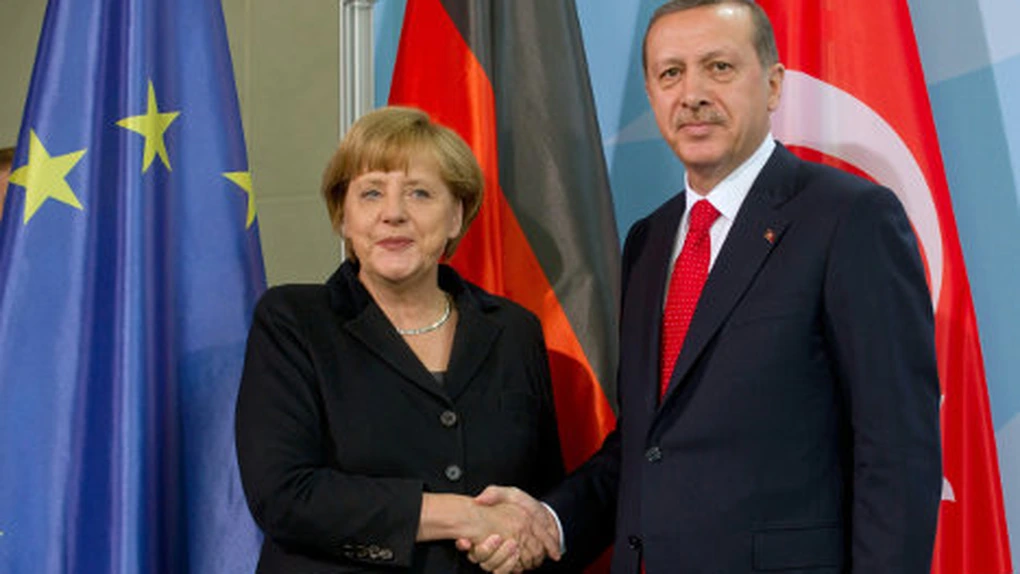 Merkel: Germania este pregătită să ajute la dinamizarea procesului de aderare a Turciei la UE