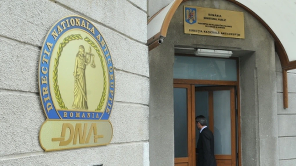 DNA: Fondatorul Cancan, acuzat de trafic de influenţă şi spălare de bani în dosarul Elenei Udrea