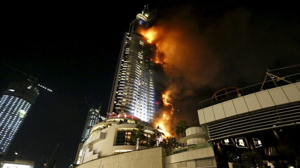Incendiu într-un hotel din Dubai. Un mort şi 14 răniţi
