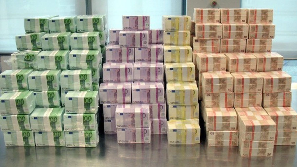 Deficit de cont curent a crescut la peste un miliard de euro după primele 11 luni din 2015