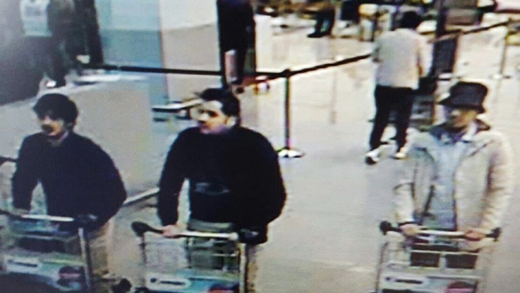 Presa belgiană: Al treilea terorist de pe aeroportul din Bruxelles, Faycal Cheffou, este în viaţă şi a fost prins