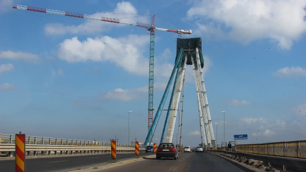 Autovehiculele mai grele de 5 tone nu vor putea circula pe podul de la Agigea până la 1 august