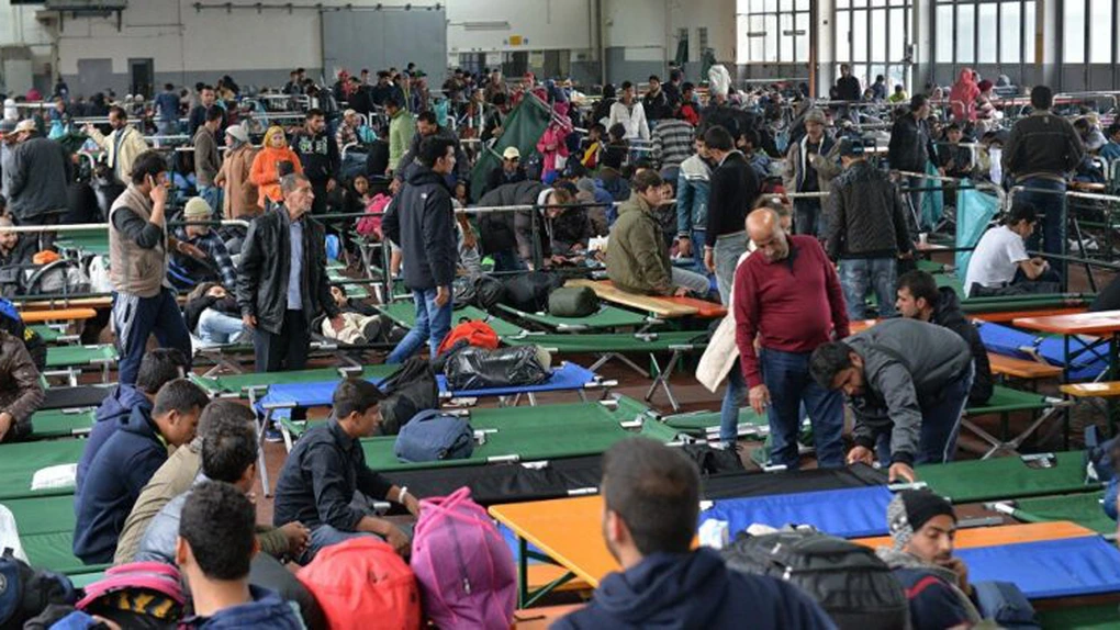 Sute de mii de refugiaţi vor fi expulzaţi din Germania în următorii trei ani - oficial