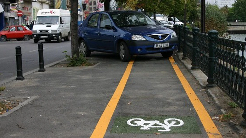 Se schimbă Codul Rutier: depăşirea bicicletelor se va face la cel puţin 1,5 metri distanţă laterală