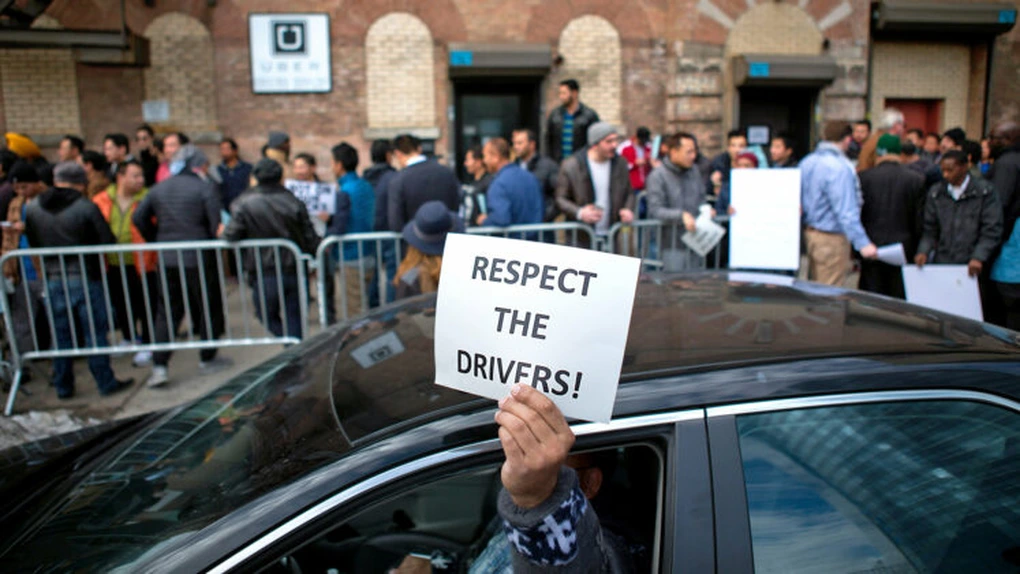 Un tribunal britanic a decis că şoferii Uber se bucură de acelaşi drepturi ca şi angajaţii obişnuiţi