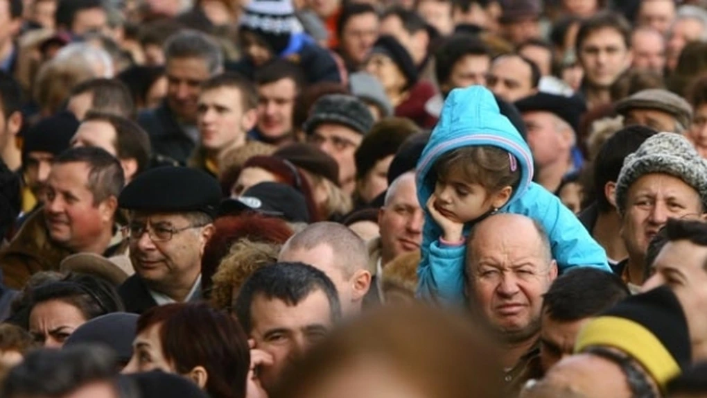 Iarna demografică: România a pierdut anul trecut peste 66.000 de locuitori. Declinul populaţiei se accentuează