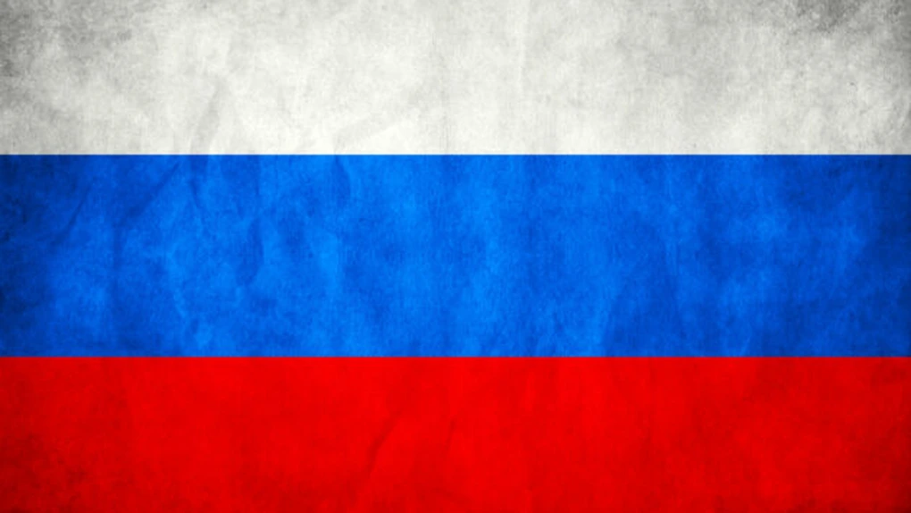 Rusia: Banca Centrală reduce semnificativ ponderea dolarilor SUA în rezervele ruseşti, din cauza posibilelor riscuri