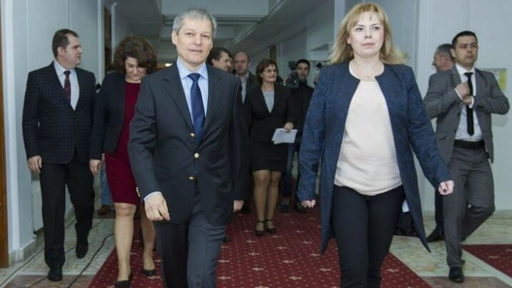 Dacian Cioloş şi Anca Dragu, aşteptaţi la comisiile parlamentare pe tema rectificărilor bugetare din 2016