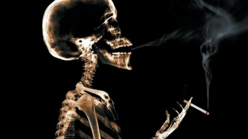 Fumatul costă economia mondială 1.000 mld. dolari pe an. OMS cere scumpirea ţigaretelor