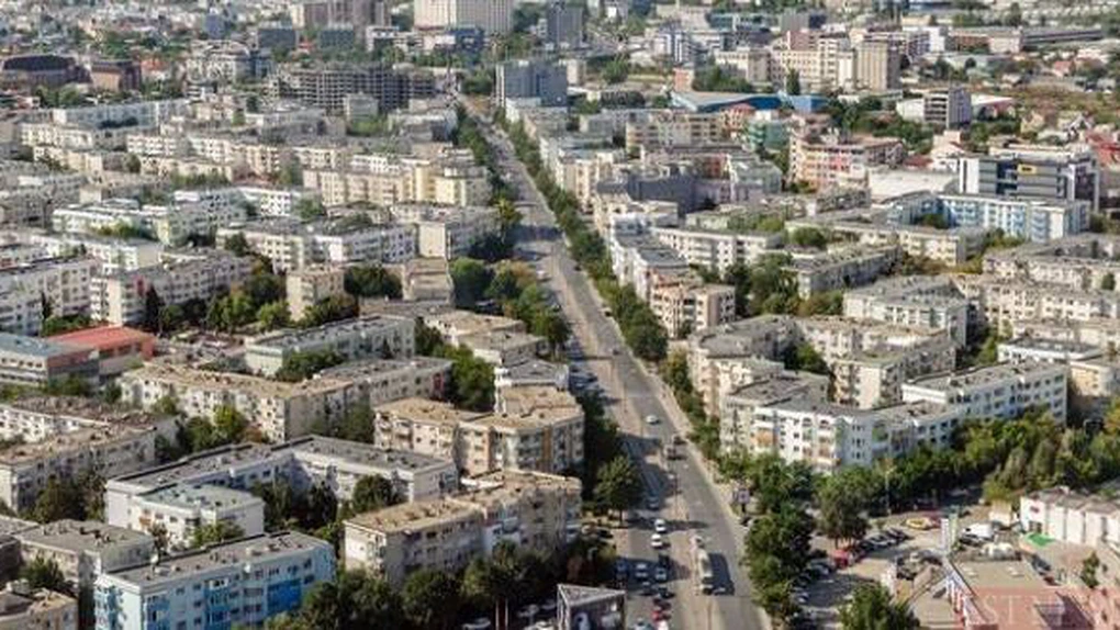 Românii şi-au construit anul trecut 52.206 locuinţe, cu peste 5.200 mai multe faţă de 2015