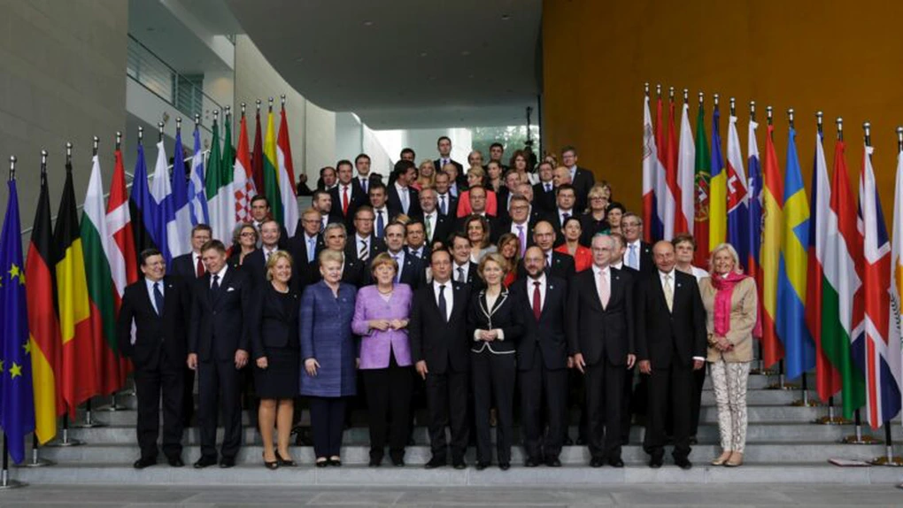 Iohannis merge joi la reuniunea NATO de la Bruxelles. Liderii Alianţei aşteaptă un mesaj pozitiv din partea lui Donald Trump