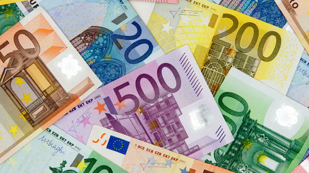 România iese azi pe pieţele internaţionale printr-o emisiune de eurobonduri în două tranşe