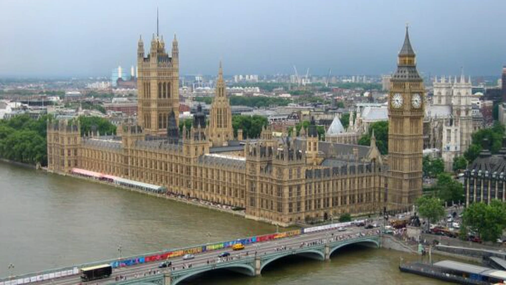 Petiţie şi îndemnuri la amânarea alegerilor în urma atentatului de la Londra