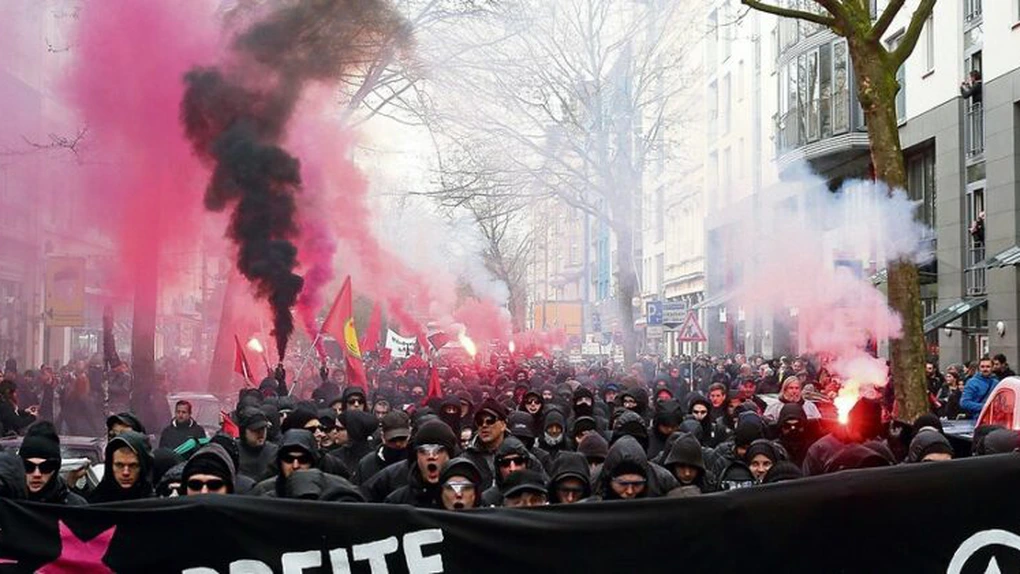 Manifestaţii antiglobalizare la Hamburg, înaintea Summitului G20. Violenţe între protestatari şi forţele de ordine
