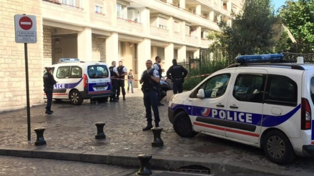 UPDATE: Un bărbat a luat ostatice două persoane în Paris. Autorul a fost arestat, persoanele sechestrate au fost eliberate
