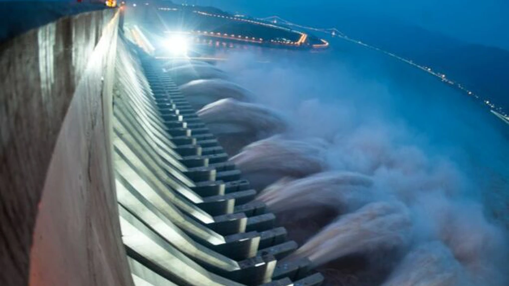 Hidroelectrica dă peste 42% din energia electrică a României. Vântul nu bate, eolienele sunt sub 1% - date de vineri 6 iulie 2018