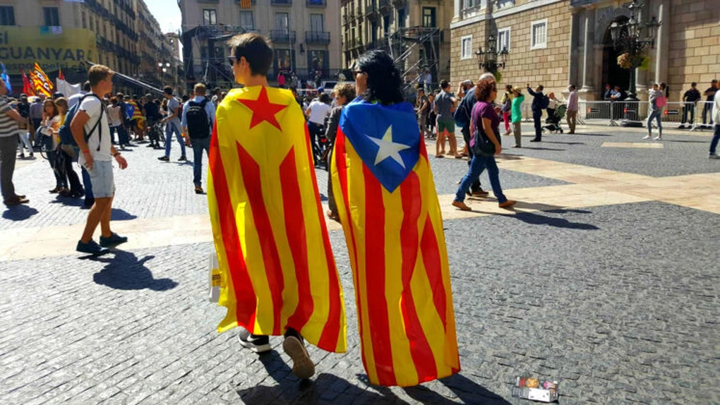 Carles Puigdemont va face o declaraţie la ora 22.00, după ce Rajoy a anunţat aplicarea articolului 155
