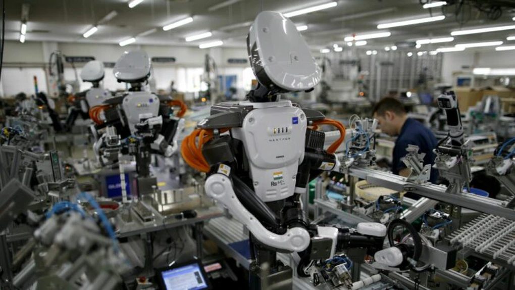 Se anunţă vremuri grele pentru lucrătorii din bănci: CEO-ul Deutsche Bank sugerează că jumătate din angajaţi ar putea fi înlocuiţi de roboţi