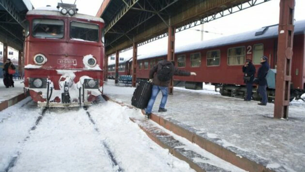 Traficul feroviar afectat de vremea nefavorabilă; cele mai mari probleme, pe regionalele Craiova şi Timişoara