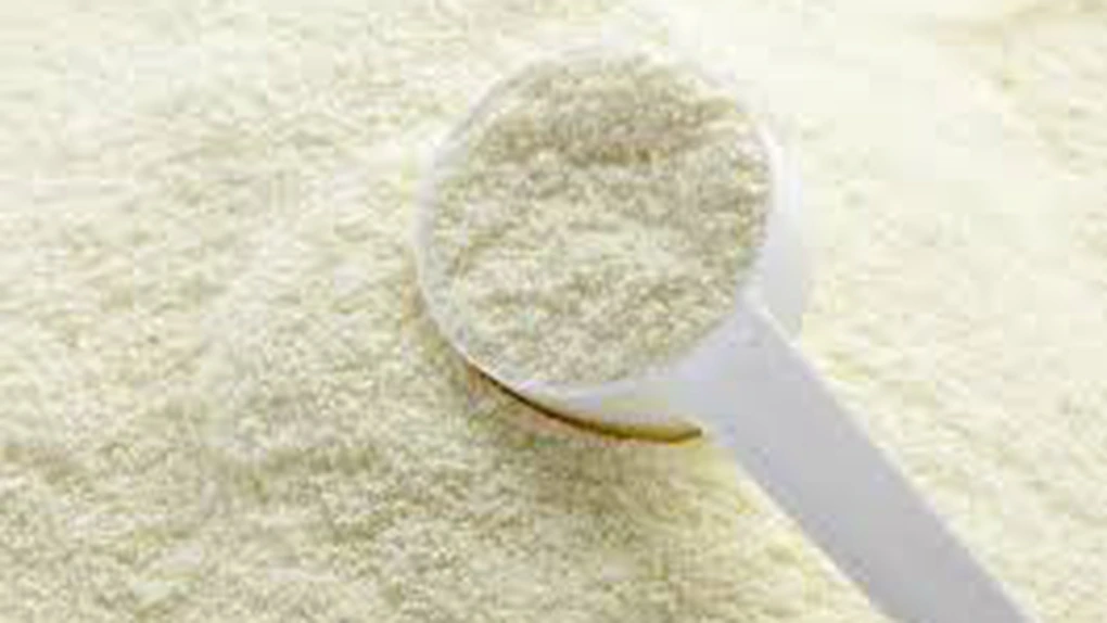 Comisia Europeană a vândut în proporţie de 99% stocurile publice de lapte praf degresat